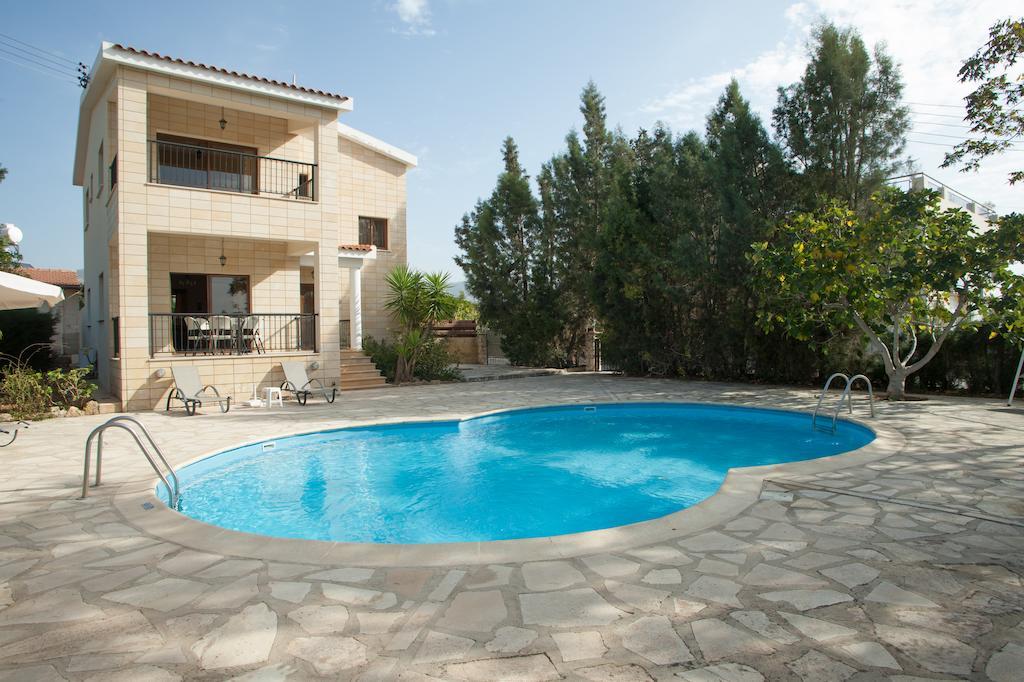 Villa Natasha Coral Bay Extérieur photo